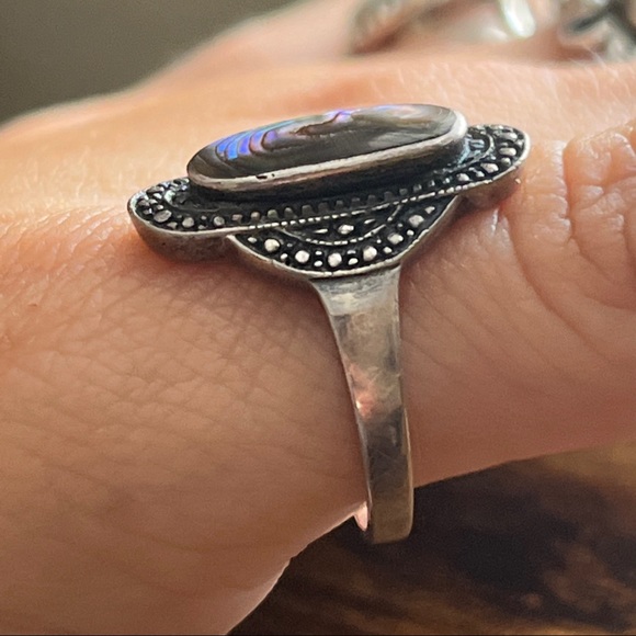 Stunning vintage stamped sterling silver abalone shell elongated ring Woodstock - Picture 7 of 9
